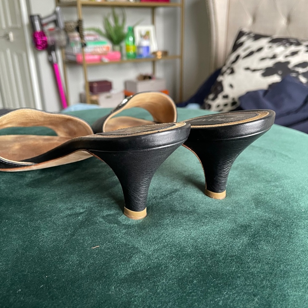 CHANEL blk sandals (slides) w/kitten heels Size 37 - Picture 6 of 12